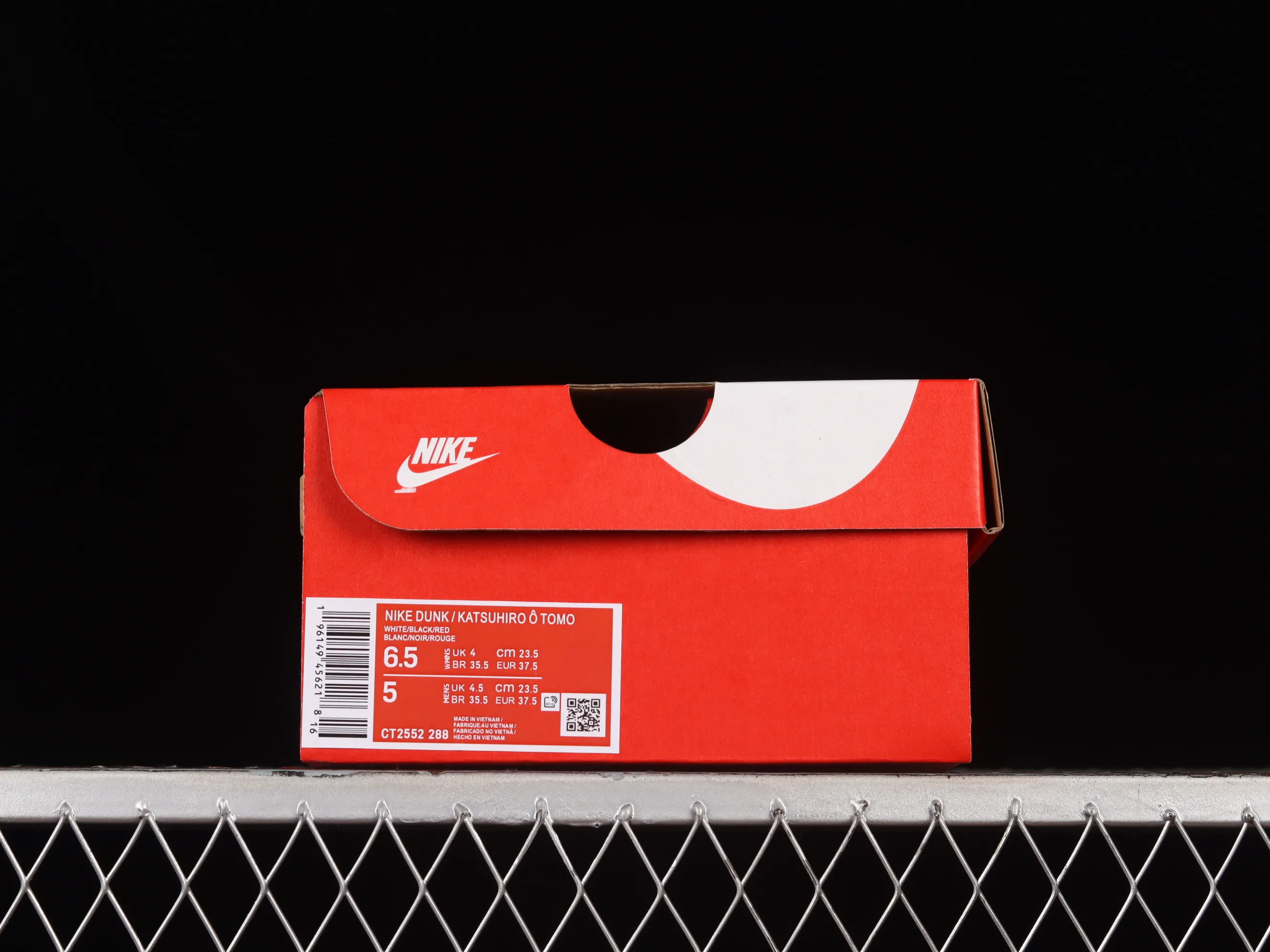 All categories Nk SB Dunk Series Nk SB Dunk Low low-top sneakers Otomo Katsuhiro x Nk SB Dunk Low "Steamboy OST" Otomo Katsuhiro co-branded double hook SB low-top sports and leisure sneakers CT2552-288